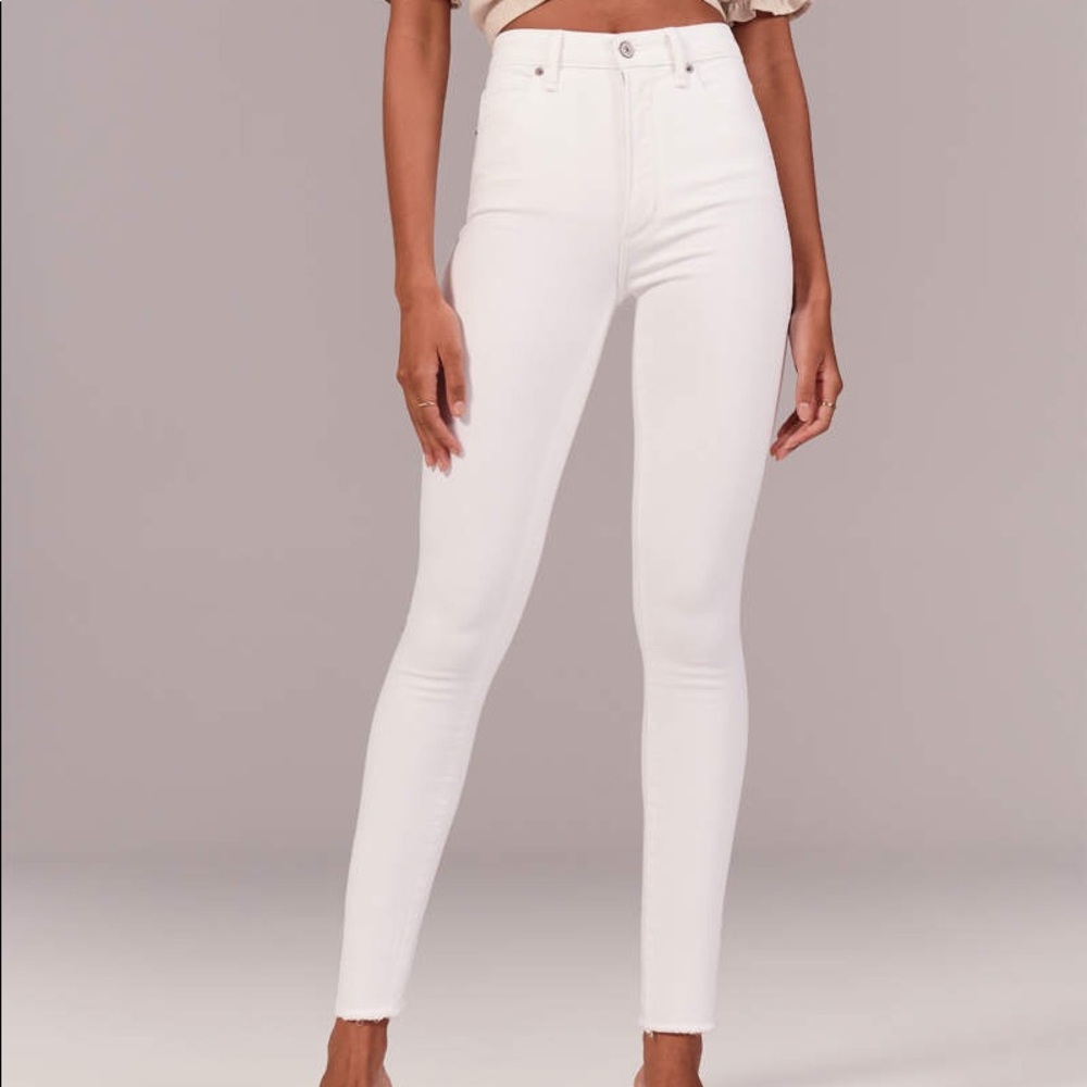 NWT Abercrombie High Rise White Super Skinny Jeans